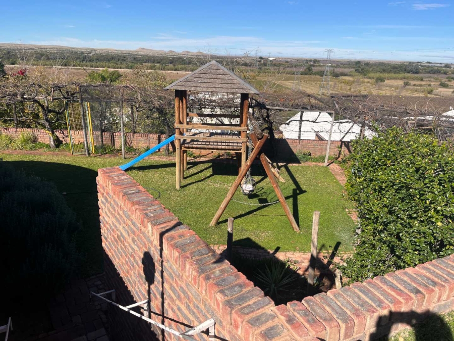 4 Bedroom Property for Sale in Keidebees Northern Cape